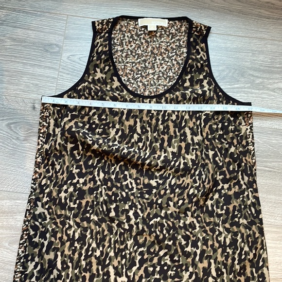 Michael Kors Slip Dress with Rounded bottom - Picture 6 of 7